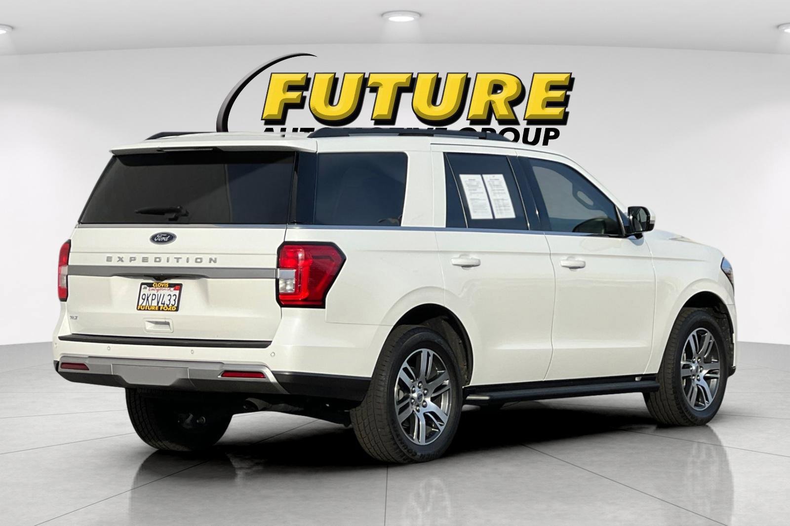 Certified 2024 Ford Expedition XLT image 5