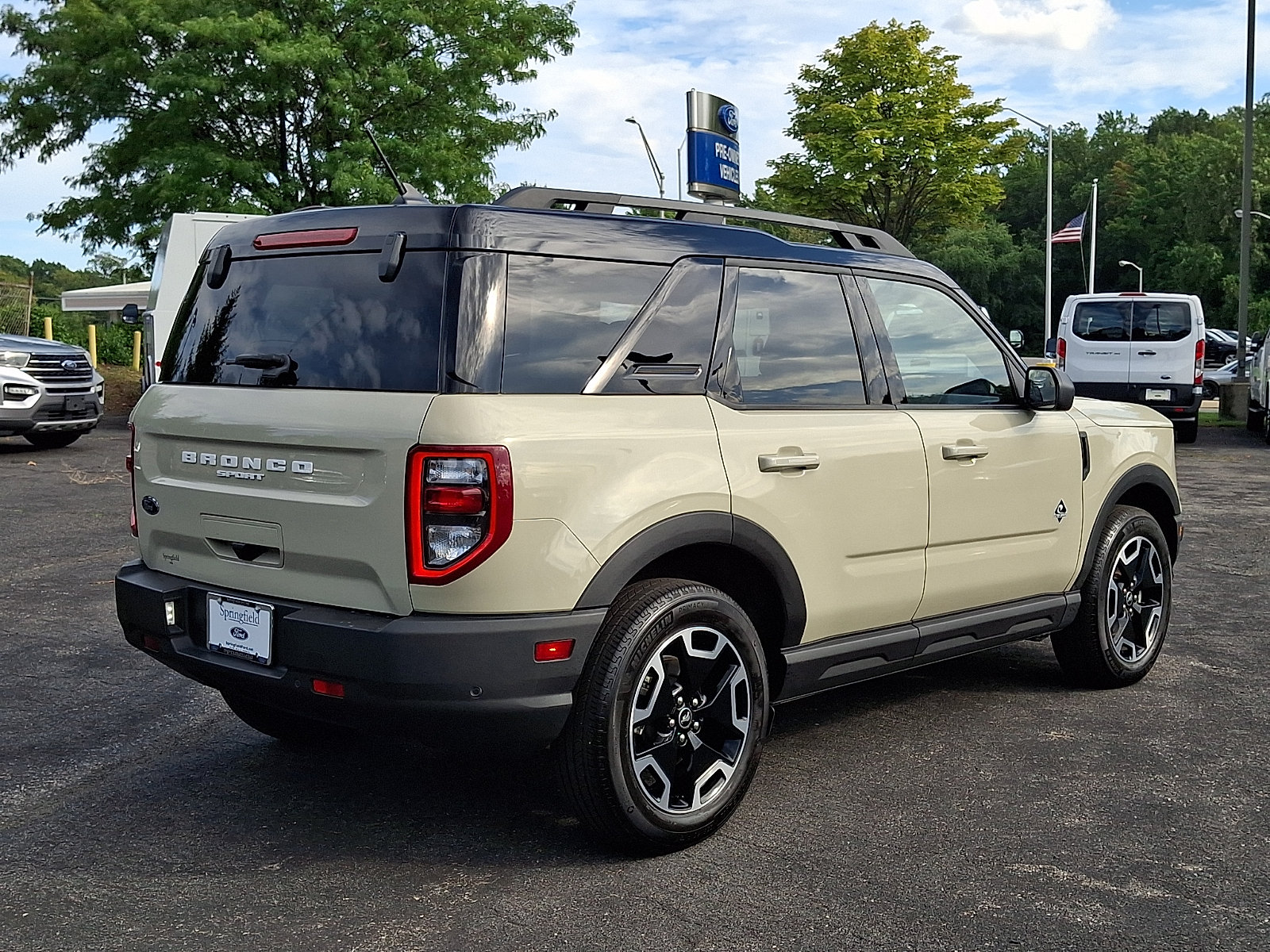 Certified 2024 Ford Bronco Sport Outer Banks AWD/4WD image 6
