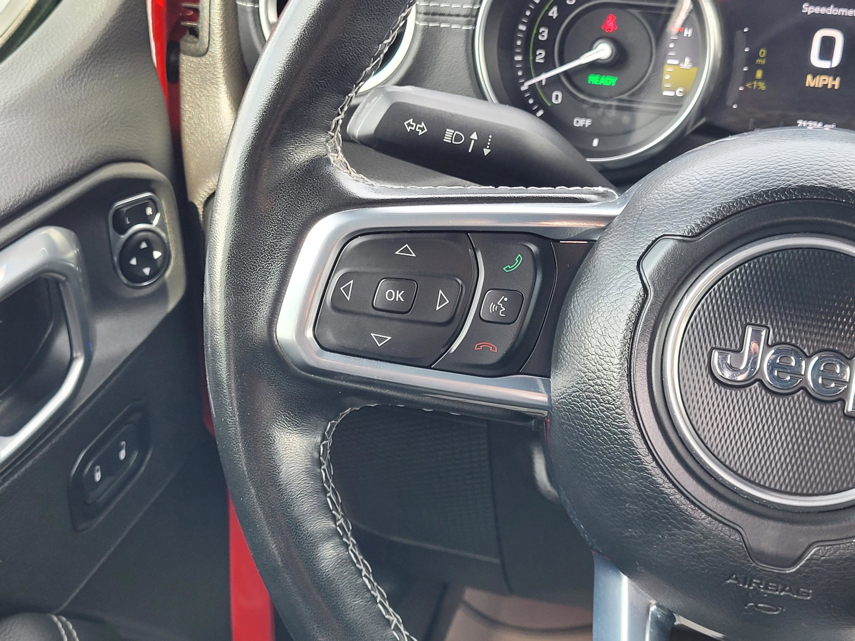Used 2022 Jeep Wrangler Unlimited Sahara w/ Cold Weather Group AWD/4WD image 14