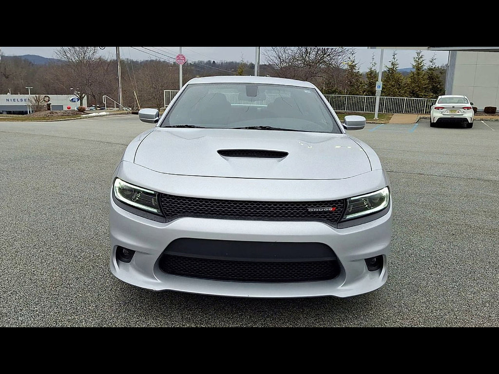 Used 2022 Dodge Charger GT image 3
