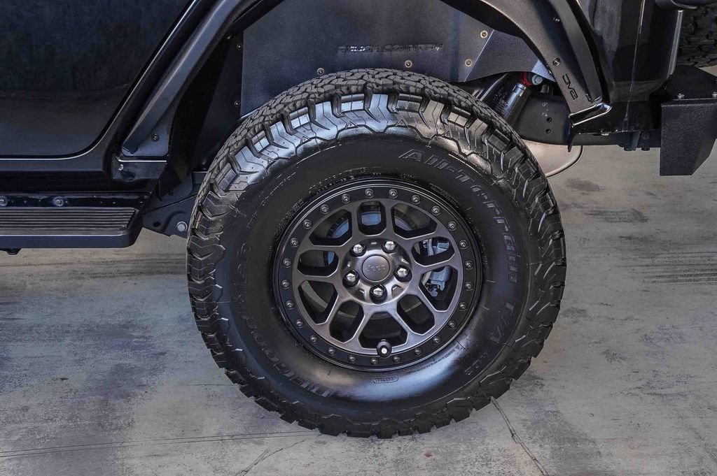 Used 2022 Jeep Wrangler Unlimited Sport AWD/4WD image 8