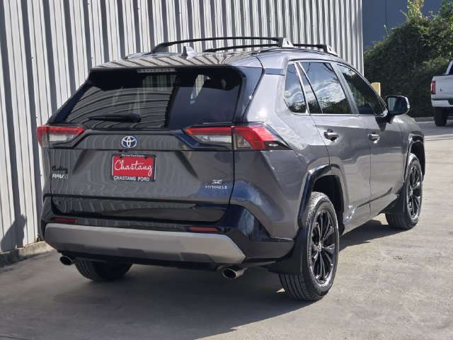 Used 2023 Toyota RAV4 SE AWD/4WD image 7