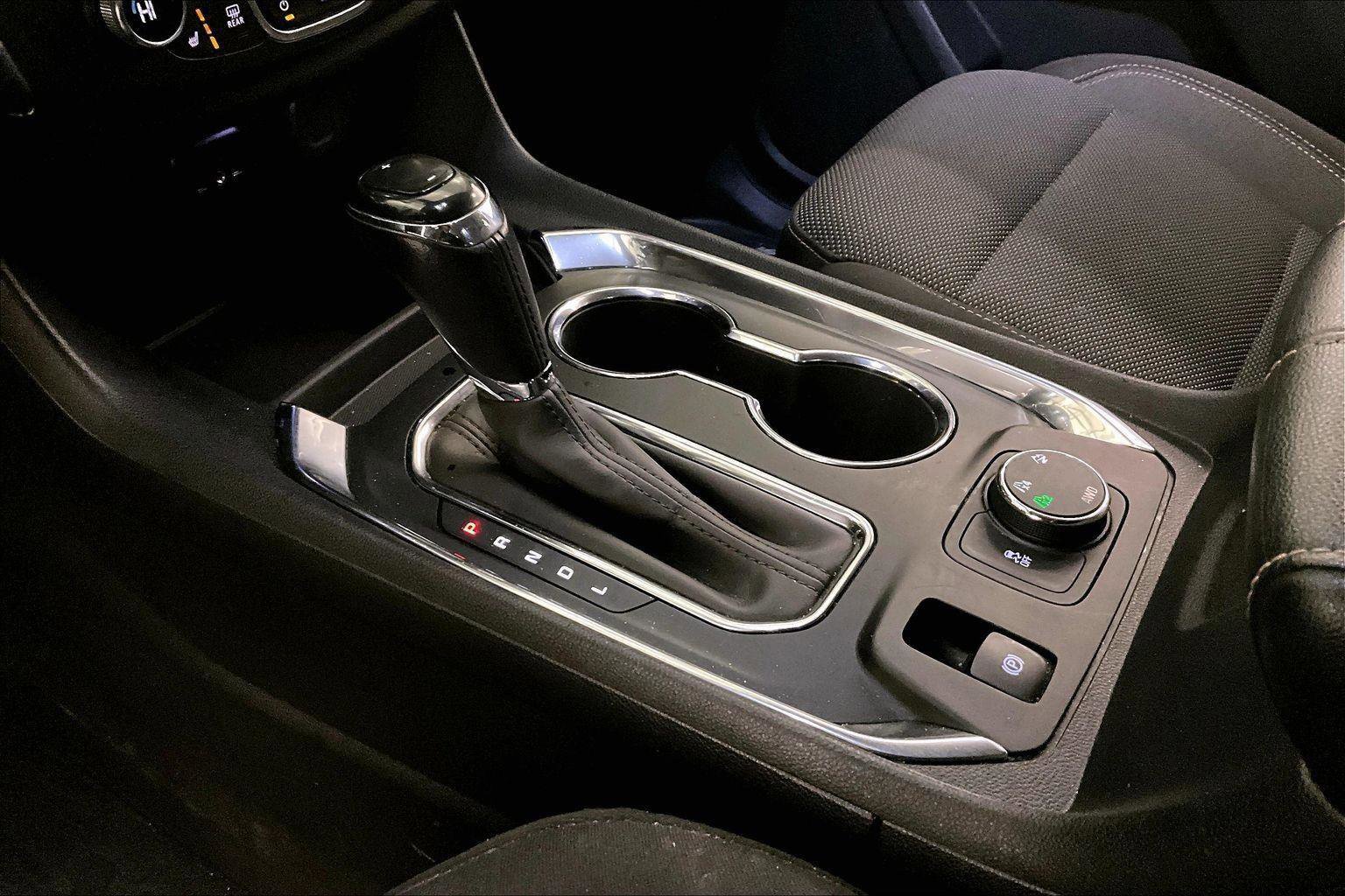 Used 2019 Chevrolet Traverse LT image 16