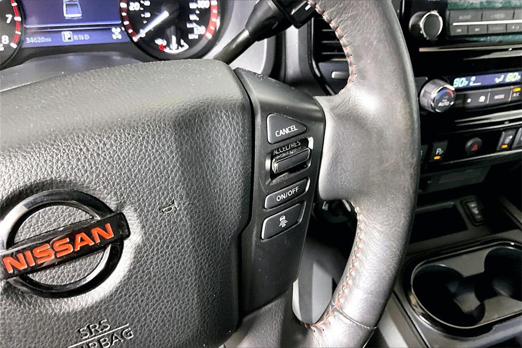 Used 2021 Nissan Titan PRO-4X w/ Pro-4x Convenience Package image 15
