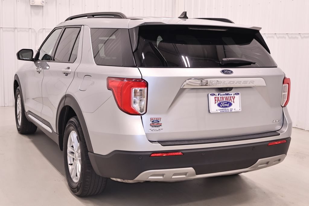 Certified 2021 Ford Explorer XLT w/ Equipment Group 202A AWD/4WD image 8