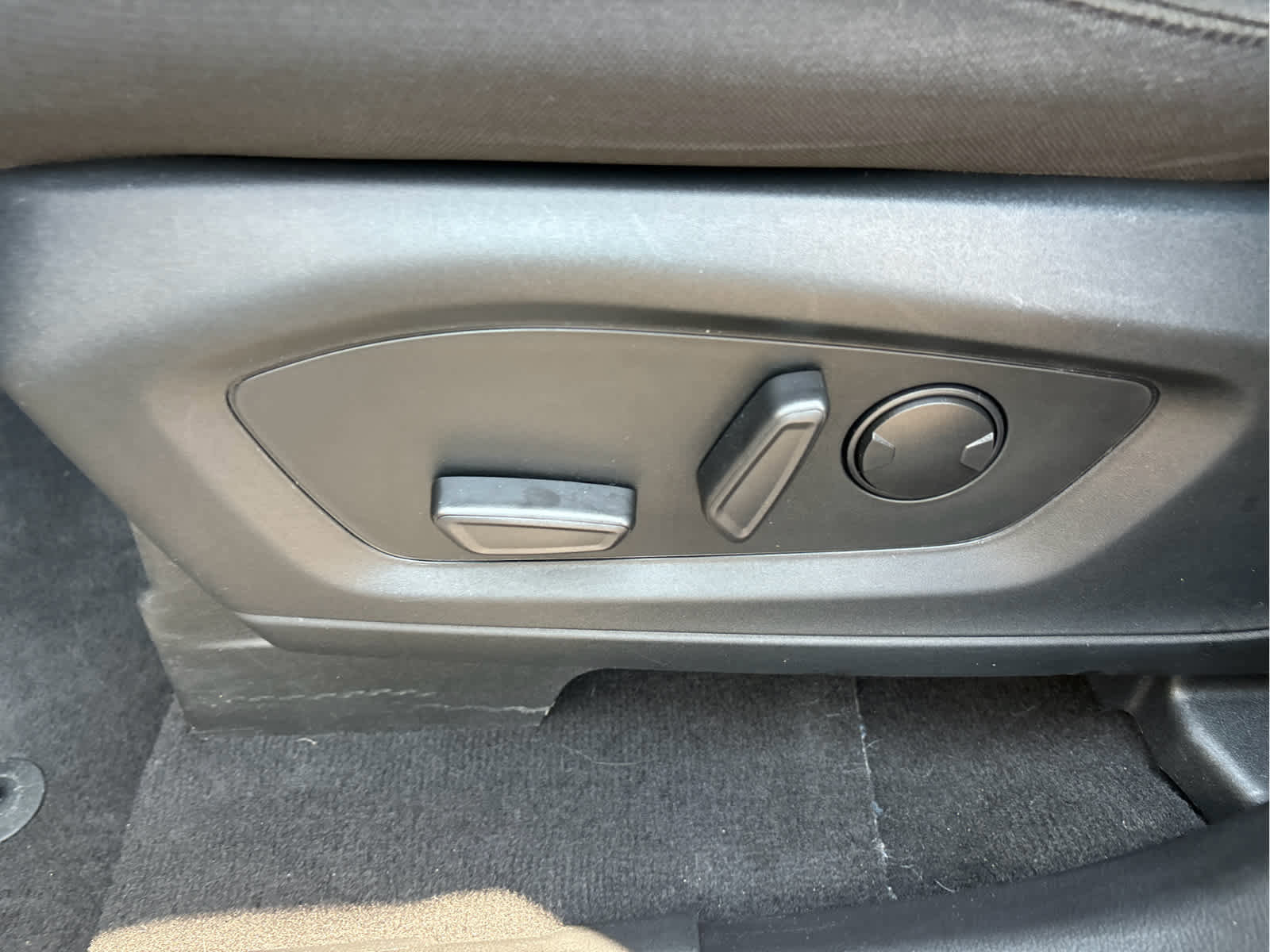 Certified 2022 Ford Explorer XLT image 14