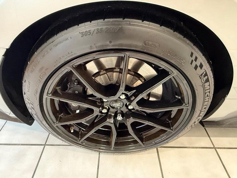 Certified 2020 Ford Mustang Shelby GT350 w/ Technology Package image 8