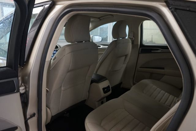 Certified 2019 Ford Fusion SE image 28