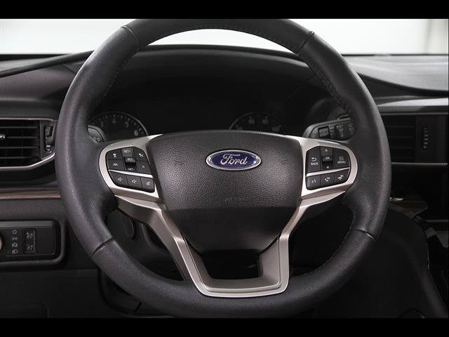 Certified 2023 Ford Explorer Limited w/ Limited Technology Package AWD/4WD image 7