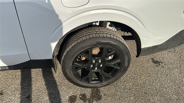 Certified 2025 Ford Maverick XLT w/ XLT Luxury Package image 28