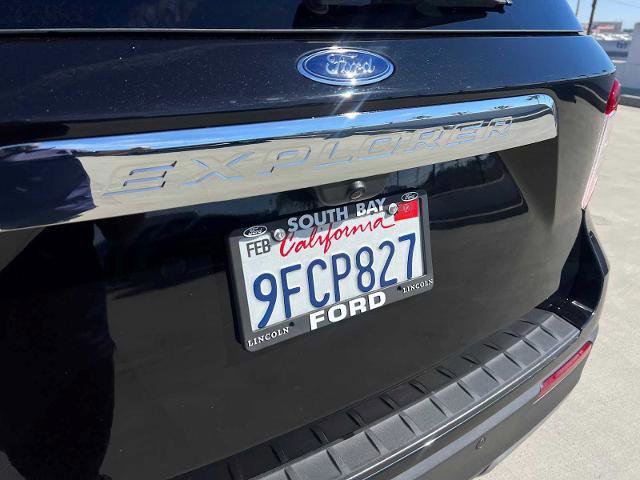 Certified 2023 Ford Explorer XLT w/ Equipment Group 202A image 9
