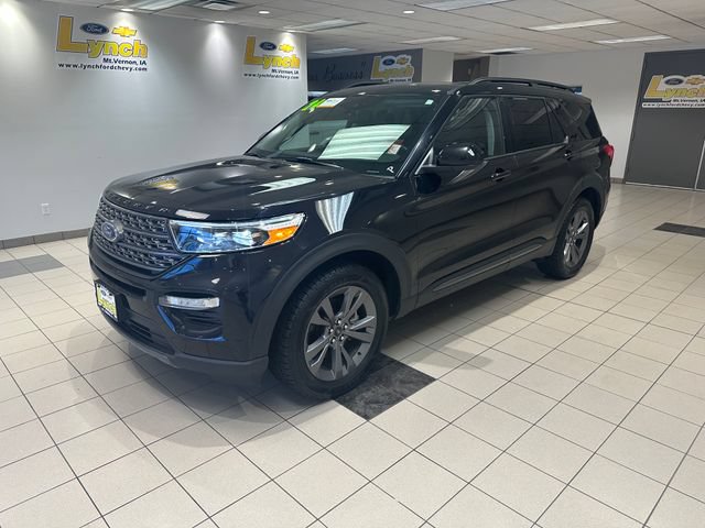 Certified 2024 Ford Explorer XLT w/ Equipment Group 202A AWD/4WD image 2
