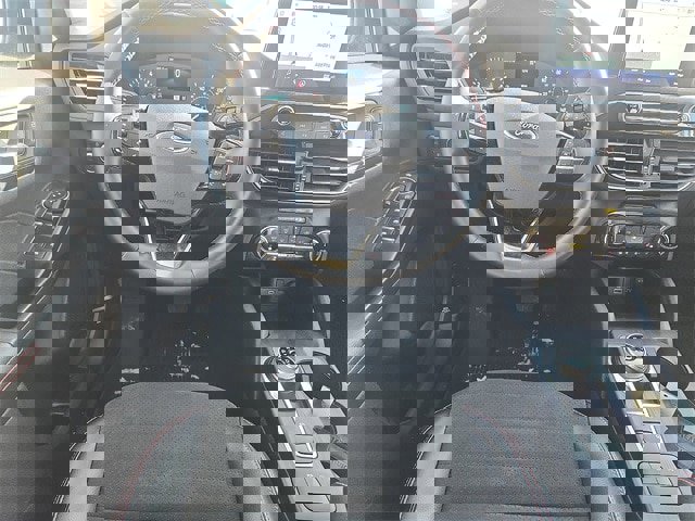 Certified 2022 Ford Escape SEL w/ SEL Stealth AWD Package image 9