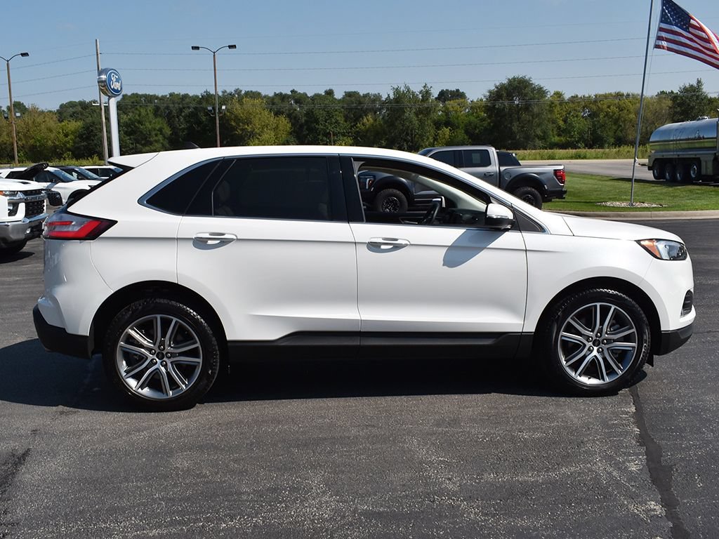 Certified 2024 Ford Edge Titanium AWD/4WD image 14