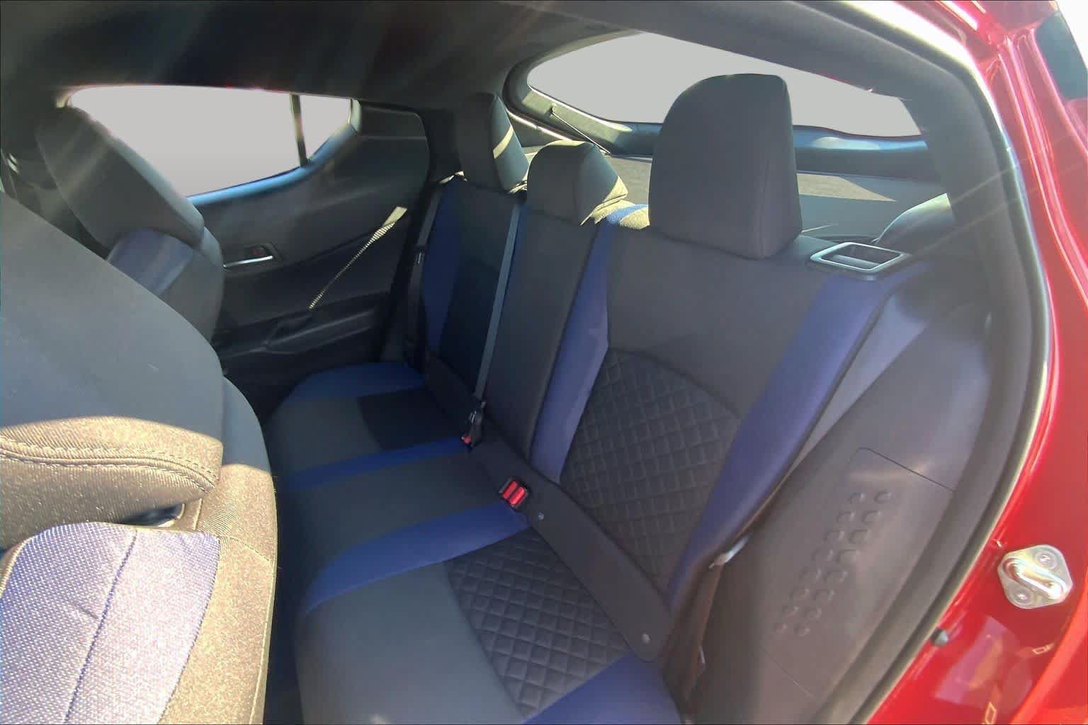Used 2022 Toyota C-HR XLE FWD image 20