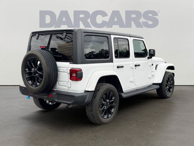 Used 2023 Jeep Wrangler Unlimited Sahara w/ Cold Weather Group AWD/4WD image 5