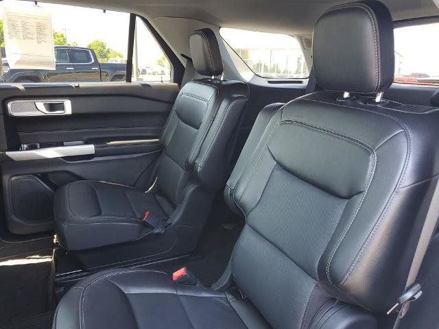 Certified 2022 Ford Explorer Limited w/ Class IV Trailer Tow Package AWD/4WD image 25