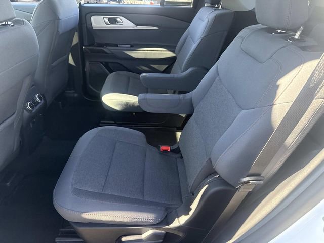 Certified 2025 Ford Explorer Active image 16