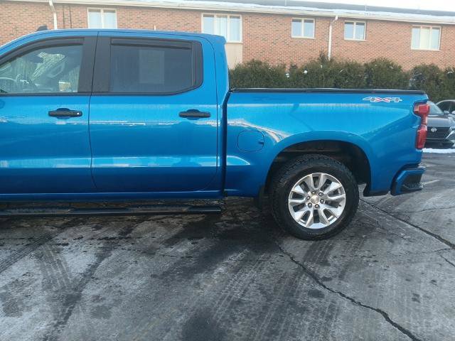 Used 2022 Chevrolet Silverado 1500 Custom w/ LPO, Dark Essentials Package image 6