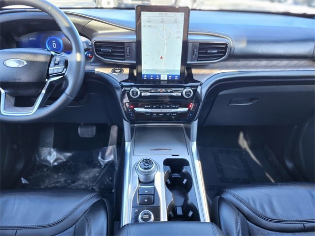 Certified 2022 Ford Explorer Platinum w/ Equipment Group 601A image 14