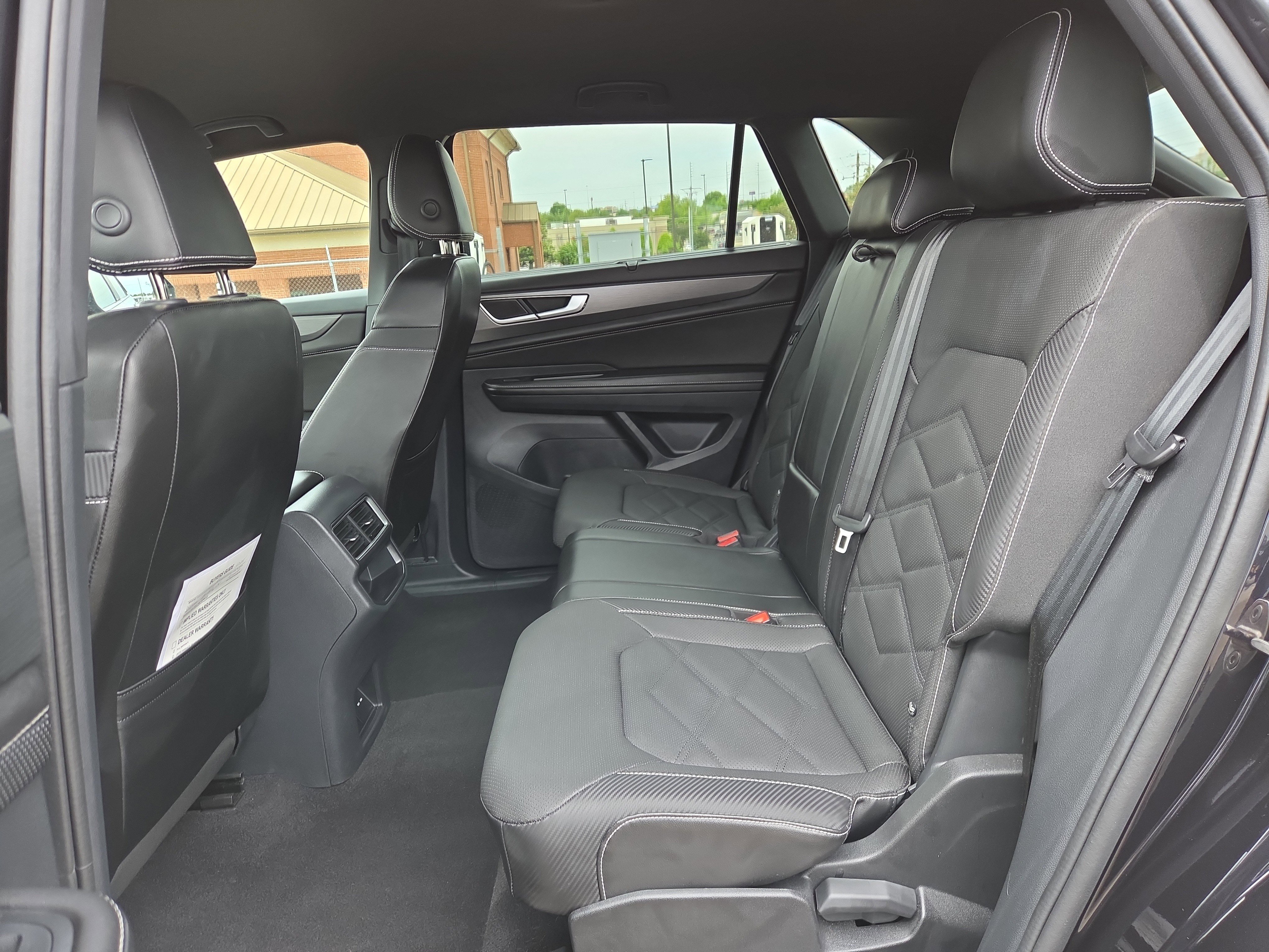 Used 2024 Volkswagen Atlas Cross Sport SE FWD image 11