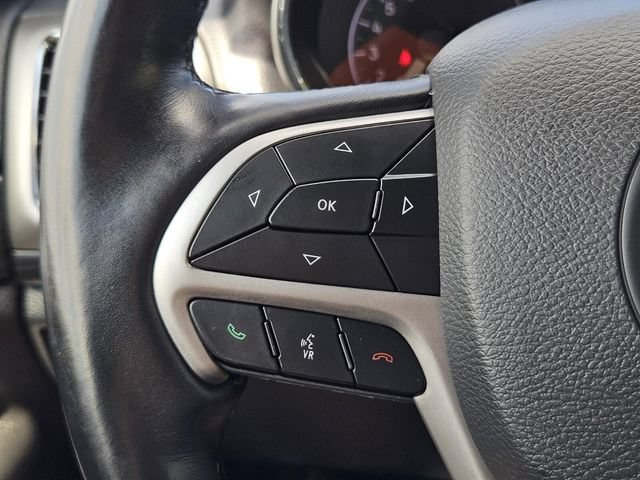 Used 2022 Jeep Grand Cherokee Laredo X RWD image 36