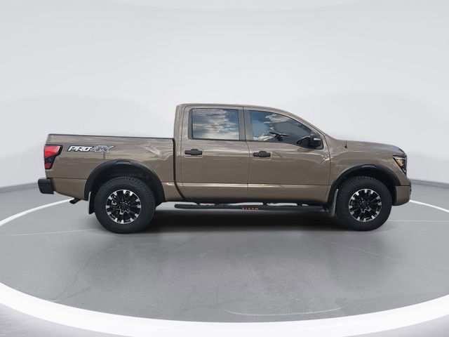 Used 2021 Nissan Titan PRO-4X w/ Pro-4x Convenience Package image 6