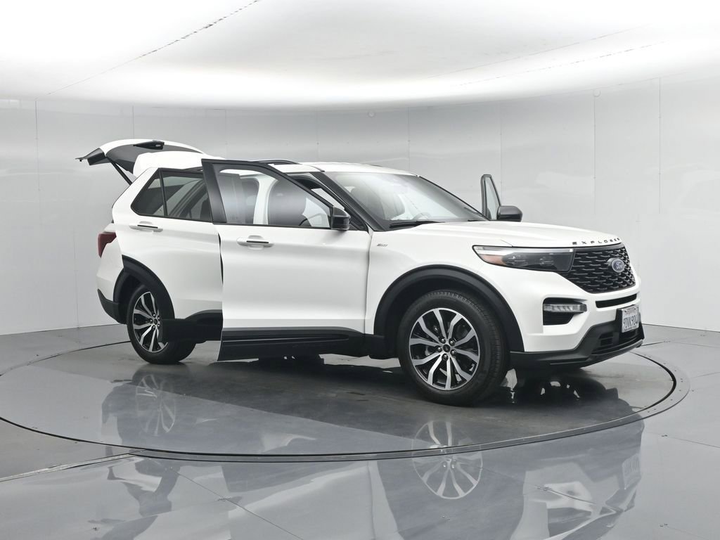Certified 2022 Ford Explorer ST-Line RWD image 39
