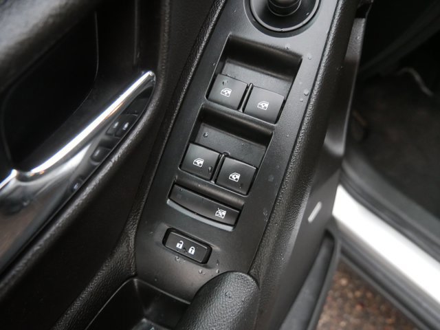 Used 2018 Chevrolet Trax LT w/ Sun & Sound Package image 12