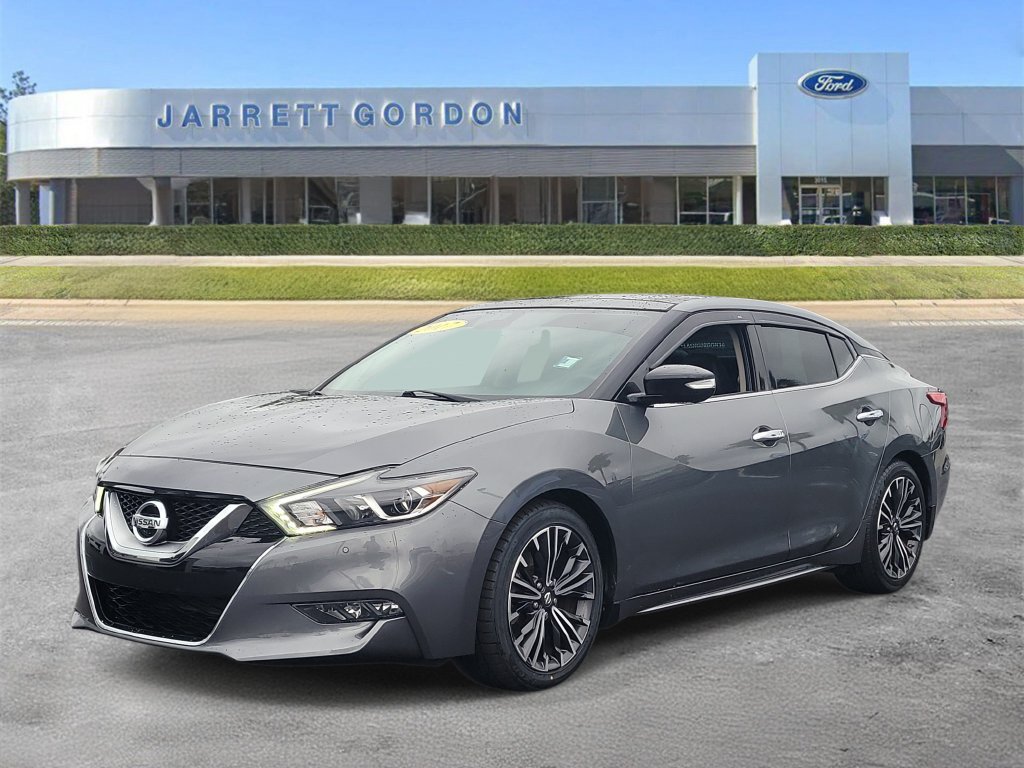 Used 2017 Nissan Maxima Platinum w/ Medallion Package FWD image 2