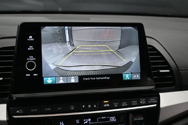 Used 2025 Honda Odyssey Sport-L image 12