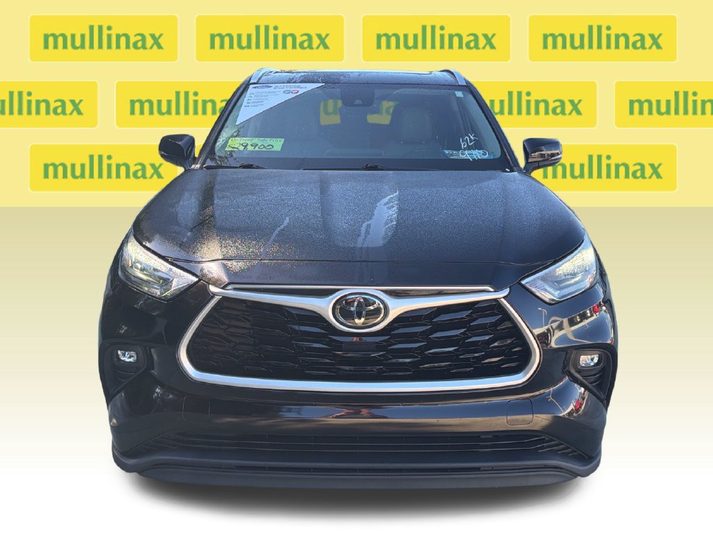 Used 2020 Toyota Highlander XLE FWD image 15