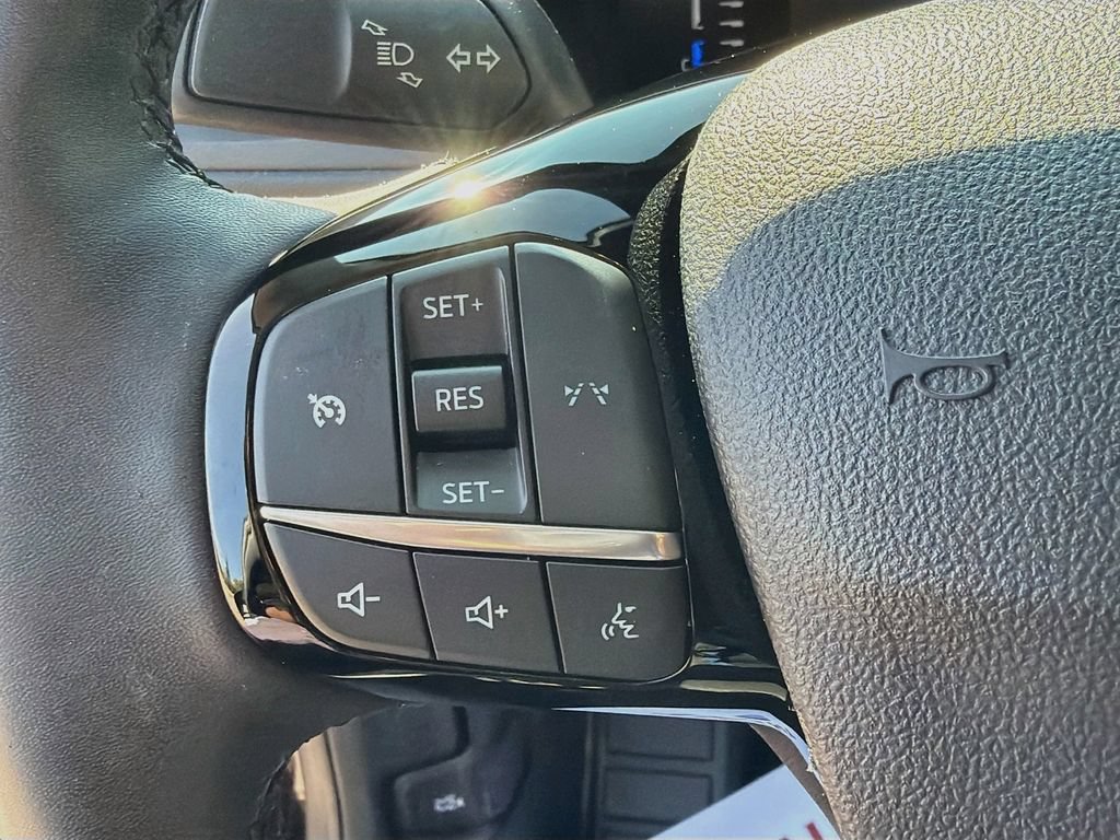 Certified 2024 Ford Escape Active AWD/4WD image 12