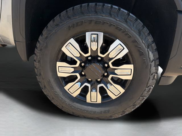 Used 2024 GMC Sierra 2500 Denali w/ Denali Reserve Package AWD/4WD image 9