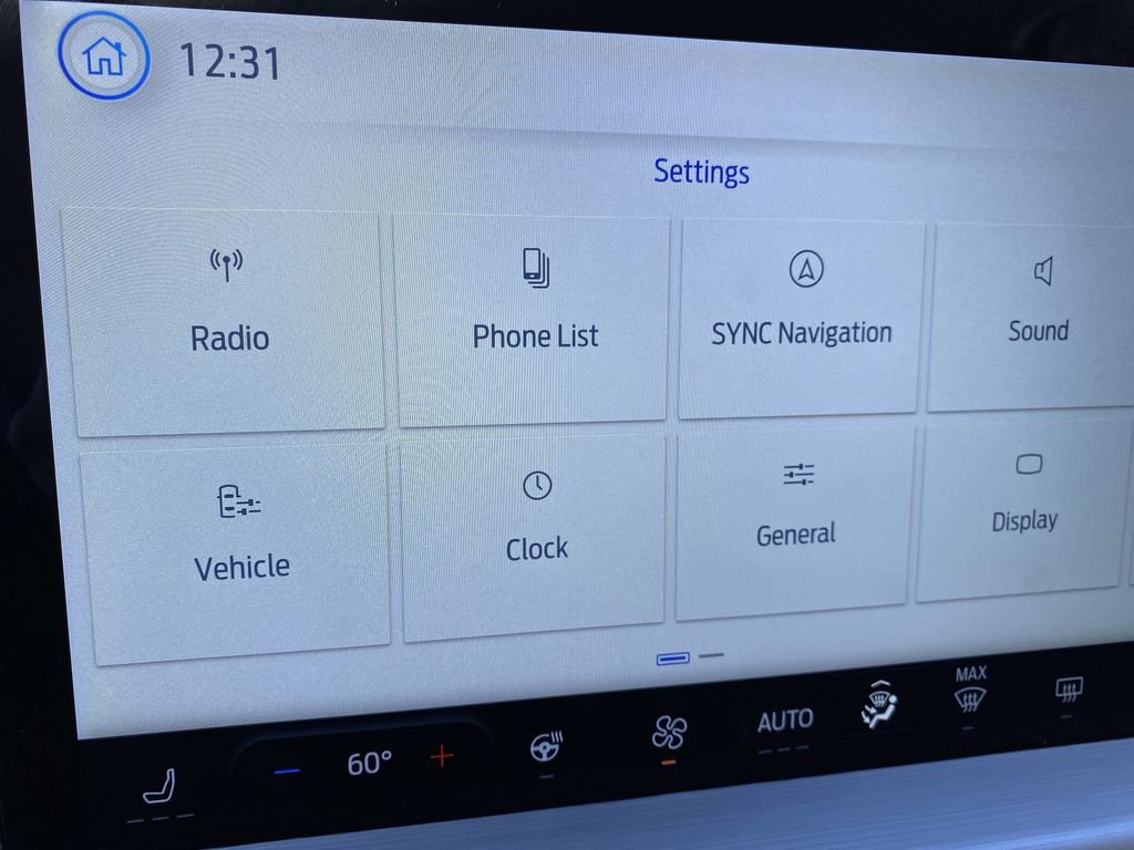 Certified 2025 Ford Escape Platinum image 30