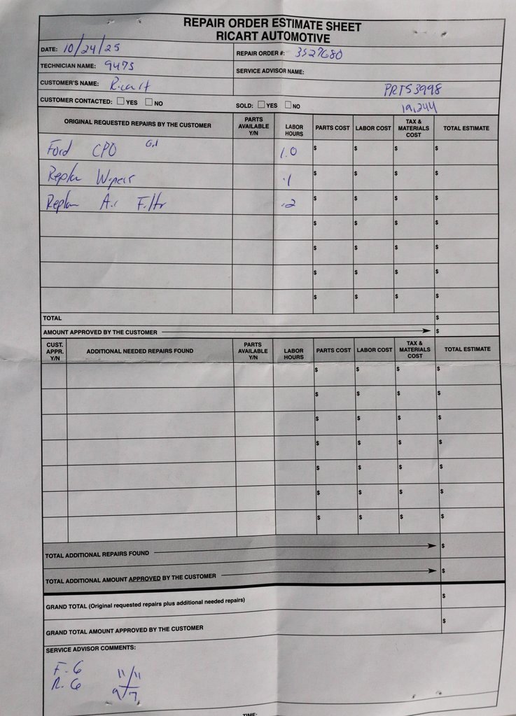 Used 2024 GMC Savana 2500 w/ Driver Convenience Package image 11