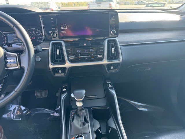 Used 2022 Kia Sorento S w/ Panoramic Sunroof Package AWD/4WD image 18