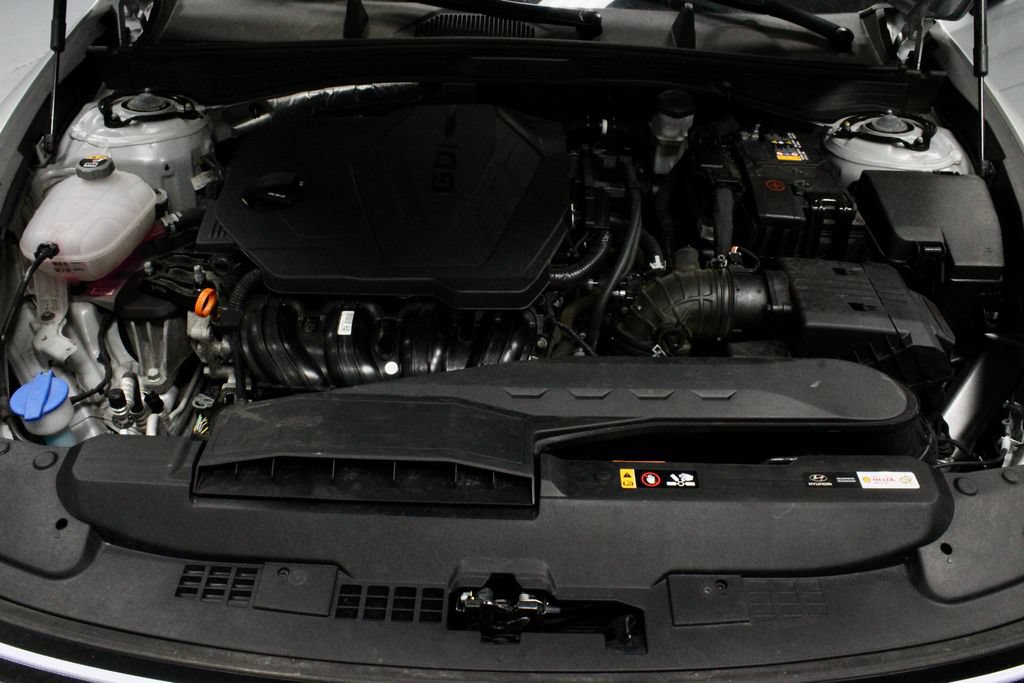 Used 2025 Hyundai Sonata SEL FWD image 16