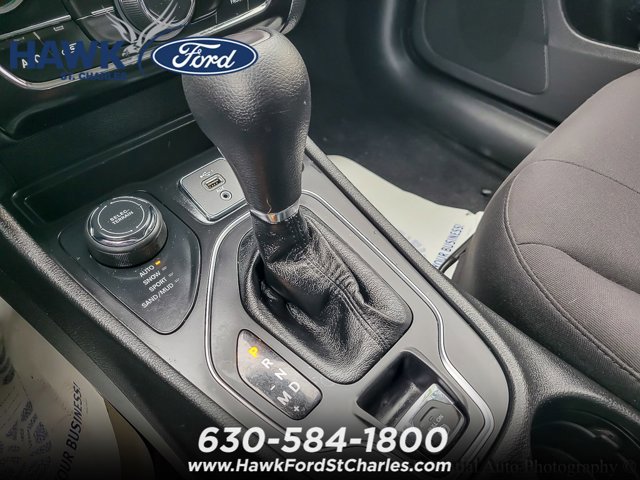 Used 2021 Jeep Cherokee Latitude image 14