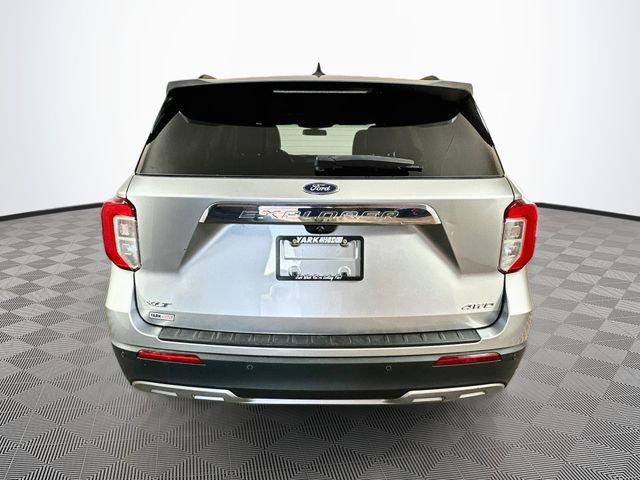 Certified 2022 Ford Explorer XLT w/ Equipment Group 202A AWD/4WD image 11