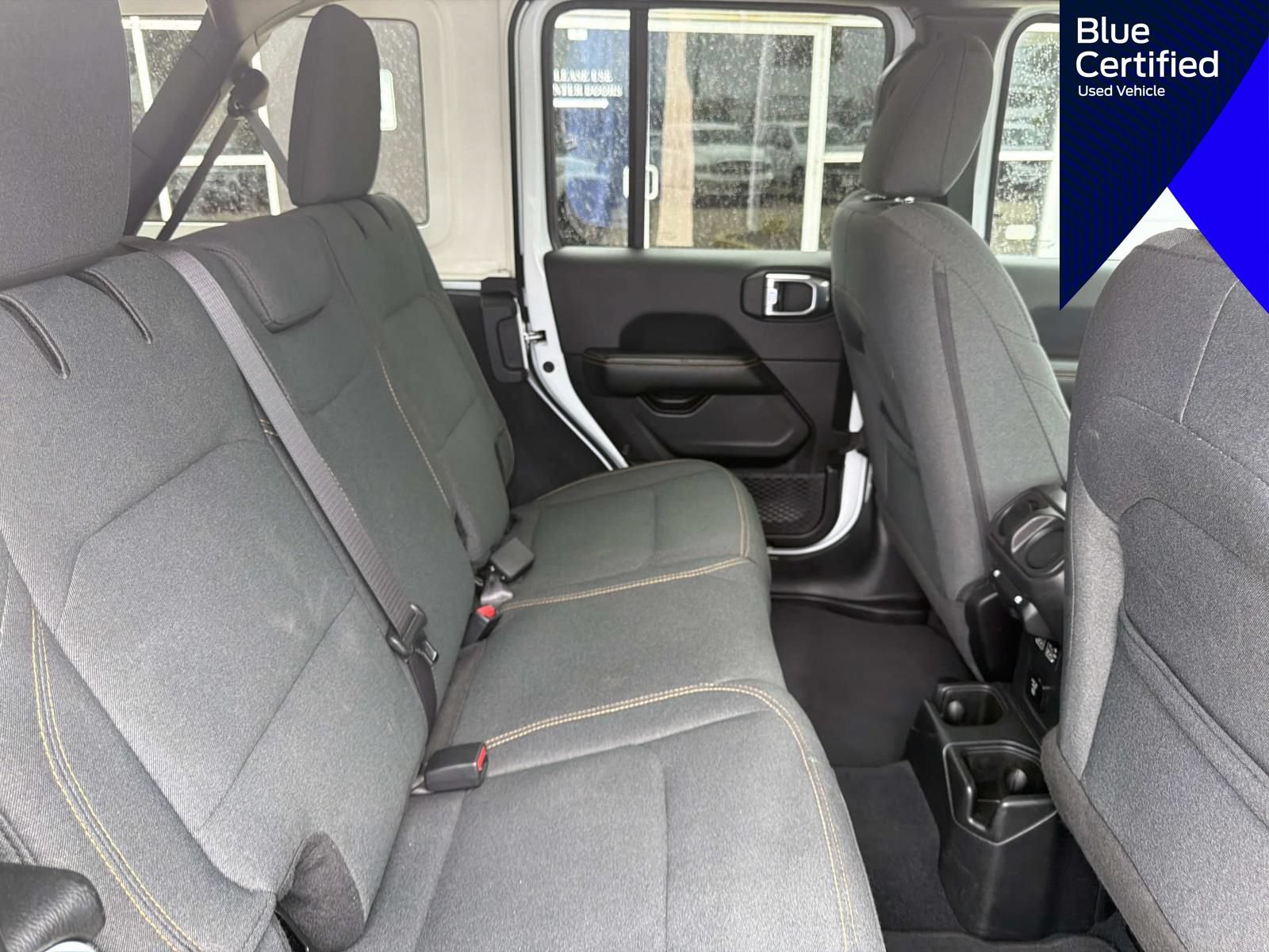 Used 2025 Jeep Wrangler Unlimited Sahara AWD/4WD image 13