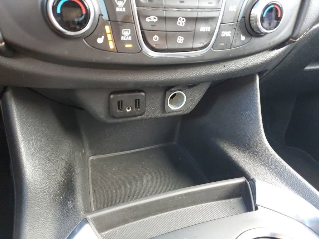 Used 2019 Chevrolet Traverse LT w/ LPO, Floor Liner Package image 26