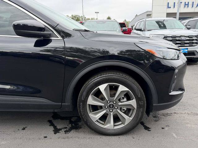 Certified 2025 Ford Escape Platinum AWD/4WD image 5