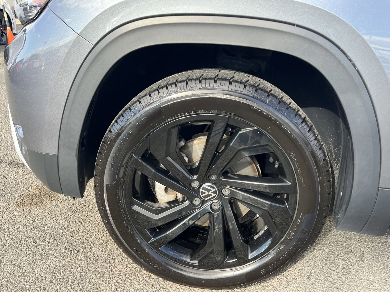 Used 2022 Volkswagen Atlas SE image 12