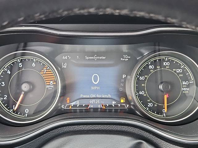 Used 2019 Jeep Cherokee Limited w/ Technology Group AWD/4WD image 19