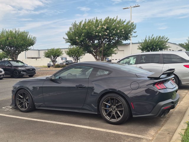 Certified 2024 Ford Mustang Dark Horse w/ Dark Horse Handlin Package RWD image 5