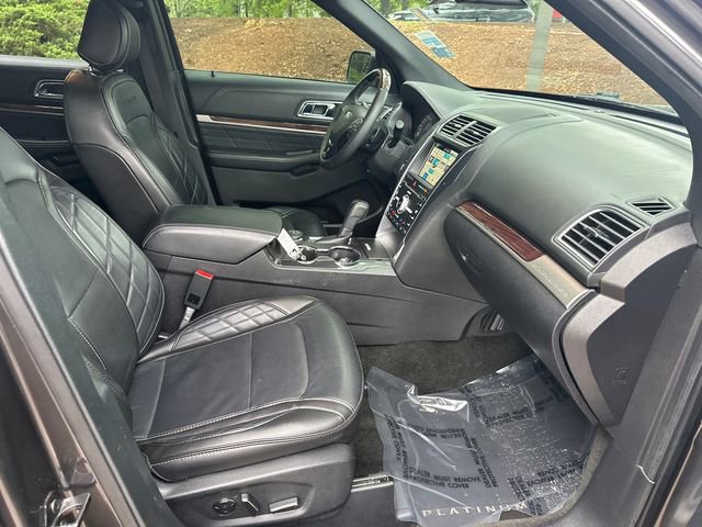 Certified 2017 Ford Explorer Platinum AWD/4WD image 17
