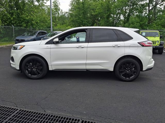 Certified 2022 Ford Edge ST-Line AWD/4WD image 7