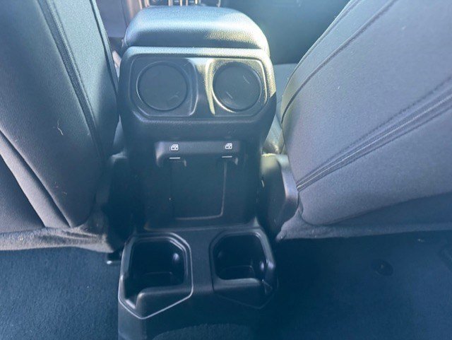 Used 2022 Jeep Gladiator Sport AWD/4WD image 28