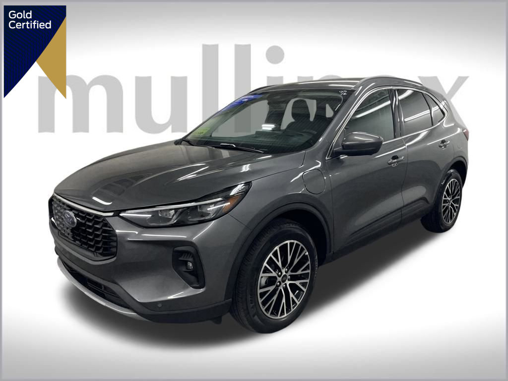 Certified 2025 Ford Escape SE w/ PHEV Premium Package